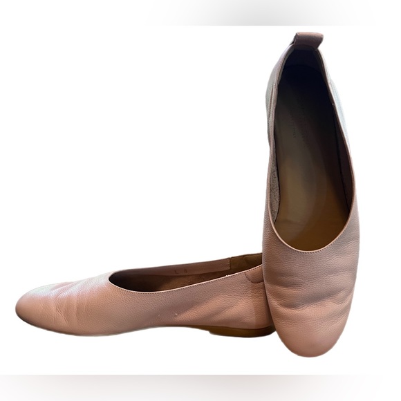 Everlane Italian Leather Day Glove. Special Edition Color Pale Pink. Size 8 - Picture 2 of 7